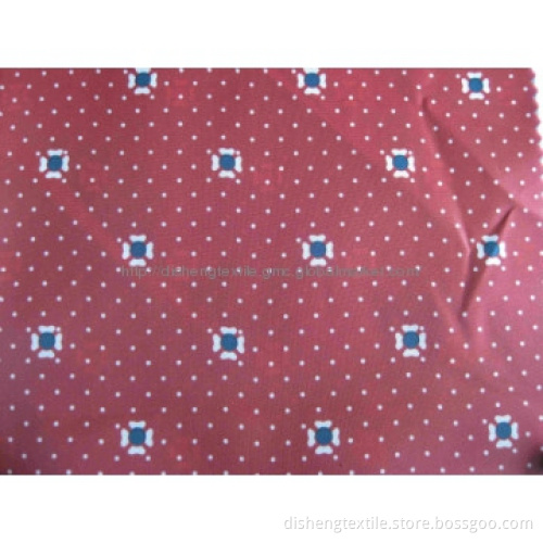 Printed polyester taffeta, 100% polyester, for lining